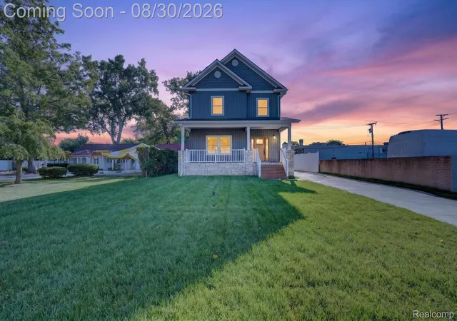 Photo 2 of Single family home for sale at 1820 Robina Ave, Berkley City Oakland, MI 48072 | MLS# 20261069426 | Listing updated on 2026-08-31