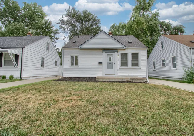 Photo 1 of Sale Pending at 24682 Annapolis St, Dearborn Heights City Wayne, MI 48125 | MLS# 81026045979 | Listing updated on 2026-09-17