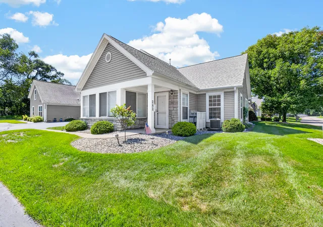 Photo 1 of Sale Pending at 282 Ashton Lake Dr, Battle Creek City Calhoun, MI 49015 | MLS# 64026045992 | Listing updated on 2026-09-11