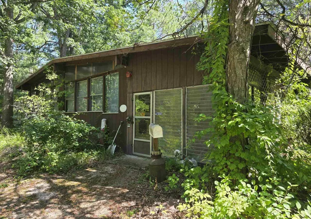 Photo 1 of Single family home for sale at 6202 Humphrey Dr, Plainfield Township Iosco, MI 48739 | MLS# 77080073025 | Listing updated on 2026-09-09