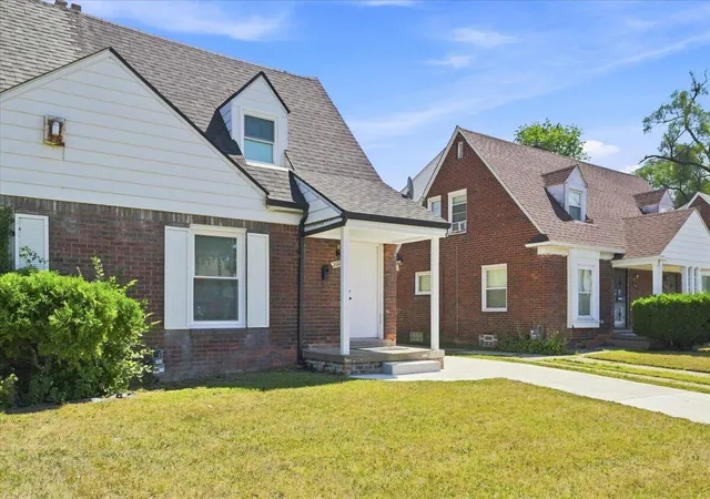 Photo 3 of Single family home for sale at 20024 Meyers Rd, Detroit City Wayne, MI 48235 | MLS# 81026045997 | Listing updated on 2026-08-29