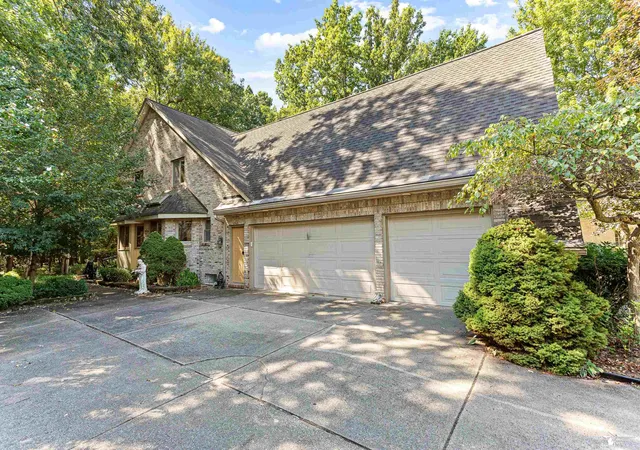 Photo 4 of Single family home for sale at 2534 Farmdale Dr, Sterling Heights City Macomb, MI 48314 | MLS# 57050220235 | Listing updated on 2026-09-17