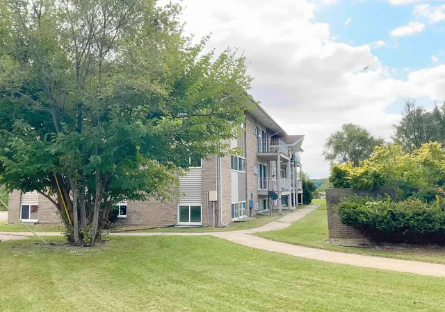 Photo 4 of Multi family home for sale at 410 Lippincott Blvd, Flint City Genesee, MI 48503 | MLS# 5050220241 | Listing updated on 2026-09-29