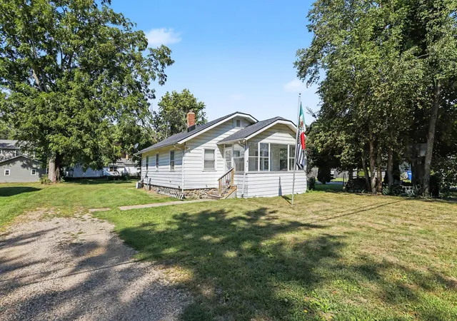 Photo 2 of Single family home for sale at 36 S 28th St, Battle Creek City Calhoun, MI 49015 | MLS# 66026046014 | Listing updated on 2026-08-31