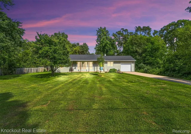 Photo 1 of Sale Pending at 1920 E Chippewa River Rd, Homer Township Midland, MI 48640 | MLS# 20261069476 | Listing updated on 2026-09-25