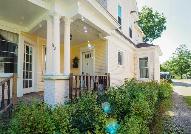 Photo 3 of Single family home for sale at 210 S Elm St, Three Oaks Village Berrien, MI 49128 | MLS# 69026046018 | Listing updated on 2026-09-23