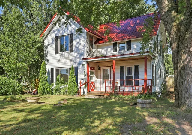 Photo 1 of Single family home for sale at 207 N Erie St, Three Rivers City St Joseph, MI 49093 | MLS# 66026046020 | Listing updated on 2026-09-17