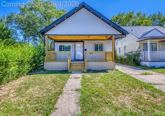 Photo 1 of Single family home for sale at 8076 Stahelin Ave, Detroit City Wayne, MI 48228 | MLS# 20261069484 | Listing updated on 2026-09-04