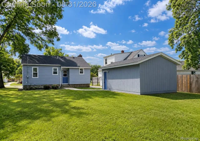 Photo 3 of Single family home for sale at 279 W 21St St, Holland City Ottawa, MI 49423 | MLS# 20261069485 | Listing updated on 2026-08-31