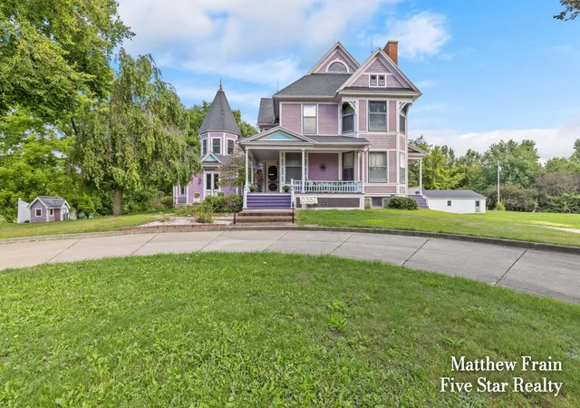 Photo 1 of Single family home for sale at 357 Leonard St Nw, Tallmadge Charter Township Ottawa, MI 49534 | MLS# 65026046023 | Listing updated on 2026-08-30