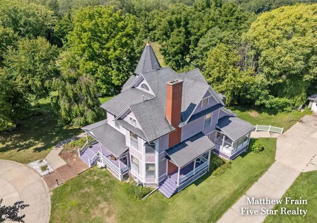 Photo 3 of Single family home for sale at 357 Leonard St Nw, Tallmadge Charter Township Ottawa, MI 49534 | MLS# 65026046023 | Listing updated on 2026-08-30