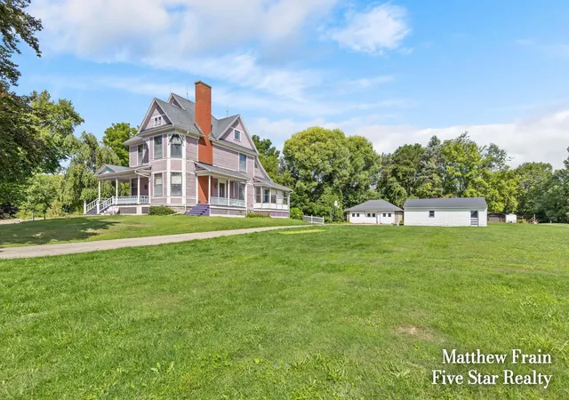 Photo 3 of Single family home for sale at 357 Leonard St Nw, Tallmadge Charter Township Ottawa, MI 49534 | MLS# 65026046023 | Listing updated on 2026-08-30
