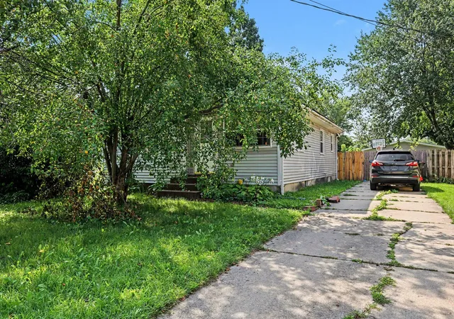 Photo 2 of Single family home for sale at 244 Majestic St SE, Grand Rapids, MI 49548 | MLS# 65026046027 | Listing updated on 2026-10-17