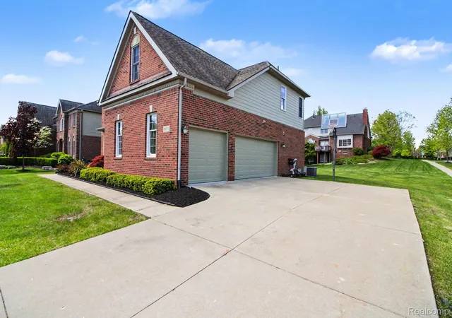 Photo 3 of Single family home for sale at 50371 Langley Dr, Novi City Oakland, MI 48374 | MLS# 20261069495 | Listing updated on 2026-09-13