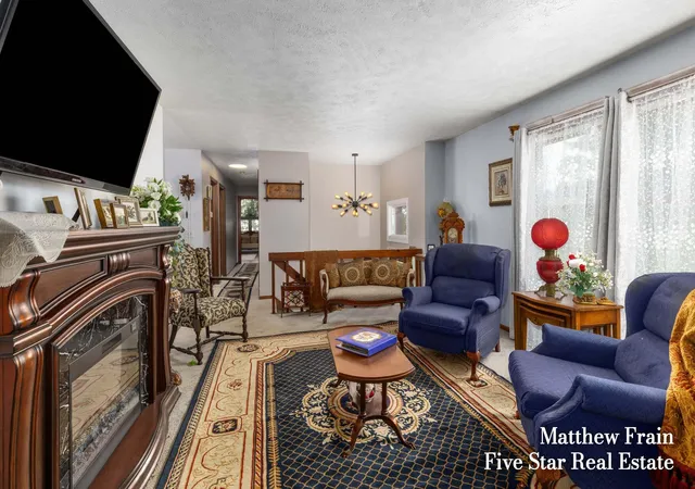 Photo 3 of Single family home for sale at 3395 12 Mile Rd Nw, Sparta Township Kent, MI 49345 | MLS# 65026046034 | Listing updated on 2026-09-07