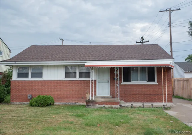 Photo 1 of Single family home for sale at 20021 Martin Rd, Saint Clair Shores, MI 48081 | MLS# 20261069503 | Listing updated on 2026-09-13