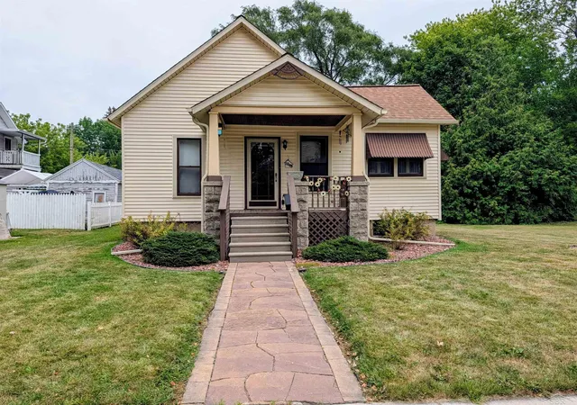 Photo 1 of Single family home for sale at 1205 Wilson St, Bay City City Bay, MI 48708 | MLS# 61050220251 | Listing updated on 2026-09-01