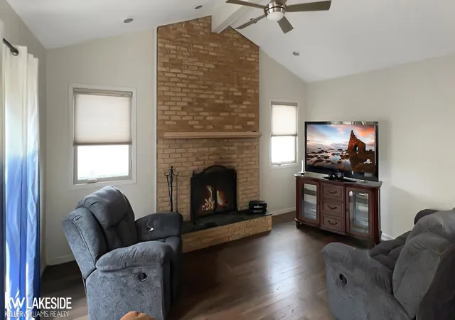 Photo 3 of Single family home for sale at 3615 Bicsak Dr Dr, Warren City Macomb, MI 48092 | MLS# 58050220256 | Listing updated on 2026-08-31