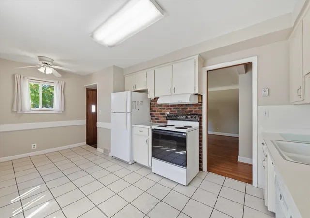 Photo 4 of Single family home for sale at 4159 Monroe St, Dearborn Heights City Wayne, MI 48125 | MLS# 81026046061 | Listing updated on 2026-09-12