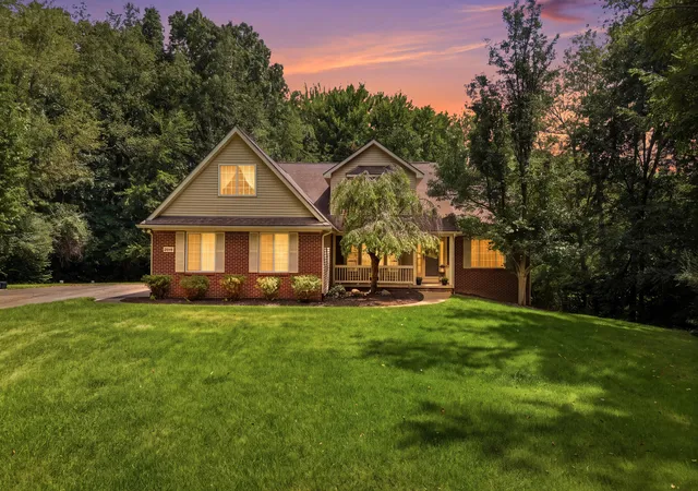 Photo 2 of Single family home for sale at 3431 Eagle Valley Ct, Marion Township Livingston, MI 48843 | MLS# 81026046066 | Listing updated on 2026-09-08
