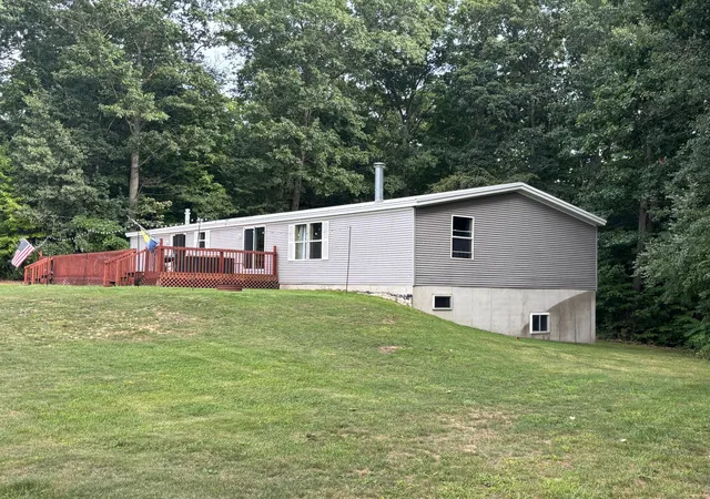 Photo 5 of Single family home for sale at 2905 E Jackson Rd, Crystal Township Oceana, MI 49459 | MLS# 67026046074 | Listing updated on 2026-08-31