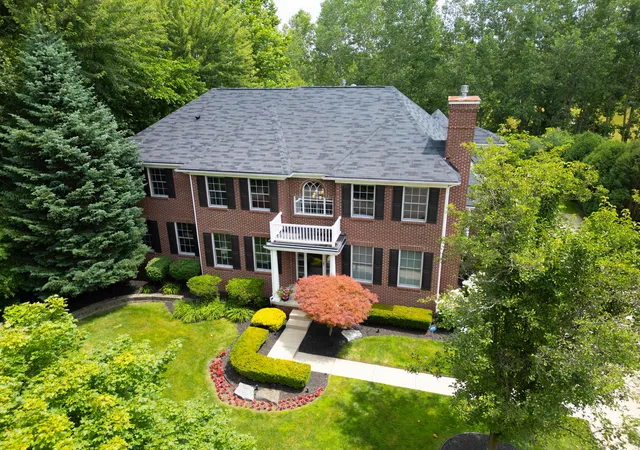 Photo 1 of Sale Pending at 613 Aylesbury Ct, Canton Charter Township Wayne, MI 48187 | MLS# 81026046080 | Listing updated on 2026-09-05