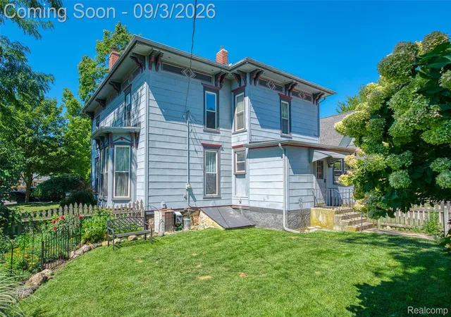 Photo 4 of Single family home for sale at 212 S Union St, Tecumseh, MI 49286 | MLS# 20261069644 | Listing updated on 2026-09-30