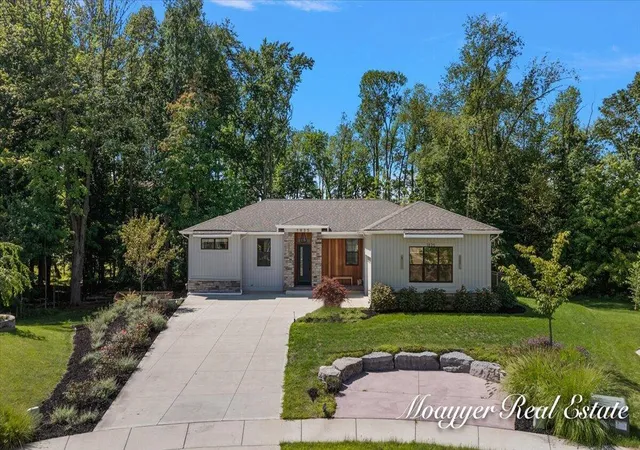 Photo 2 of Single family home for sale at 1835 Gloryfield Dr Sw, Byron Center, MI 49315 | MLS# 65026046085 | Listing updated on 2026-08-31