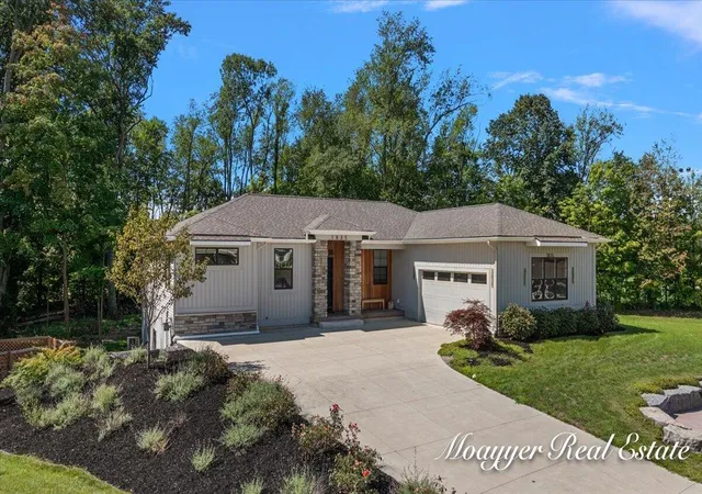Photo 3 of Single family home for sale at 1835 Gloryfield Dr SW, Byron Center, MI 49315 | MLS# 65026046085 | Listing updated on 2026-08-31