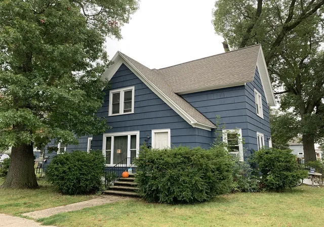 Photo 1 of Multi family home for sale at 111 E Grand Ave, Muskegon, MI 49442 | MLS# 71026046086 | Listing updated on 2026-09-04