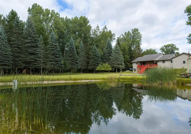 Photo 3 of Single family home for sale at 2392 Davis Rd, Au Gres, MI 48703 | MLS# 20261069655 | Listing updated on 2026-09-01