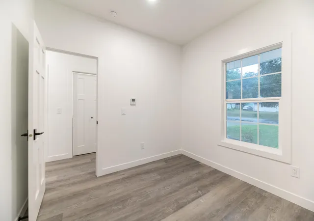Photo 4 of Single family home for sale at 2842 Virginia Ave, Kalamazoo, MI 49004 | MLS# 66026046091 | Listing updated on 2026-08-31