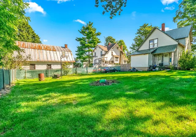 Photo 3 of Single family home for sale at 114 S Hayward St, Montgomery, MI 49255 | MLS# 53026046096 | Listing updated on 2026-08-31