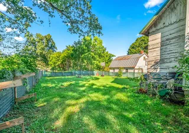 Photo 4 of Single family home for sale at 114 S Hayward St, Montgomery, MI 49255 | MLS# 53026046096 | Listing updated on 2026-08-31