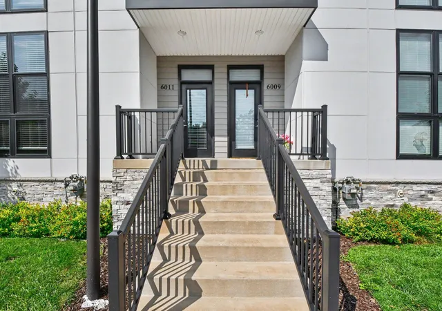 Photo 3 of Condo for sale at 6011 Port View Dr Se, Grand Rapids, MI 49512 | MLS# 65026046097 | Listing updated on 2026-09-12