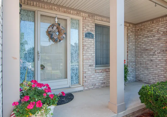 image of 7162 Fox Woods Dr, Canton, MI 48187 | MLS# 81026046098