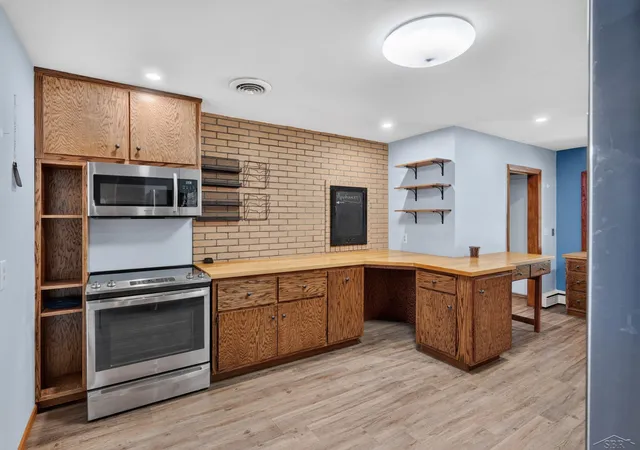 Photo 4 of Single family home for sale at 1175 S Boutell SE Rd, Bay City, MI 48708 | MLS# 61050220284 | Listing updated on 2026-08-31