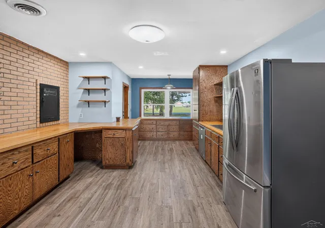 Photo 5 of Single family home for sale at 1175 S Boutell SE Rd, Bay City, MI 48708 | MLS# 61050220284 | Listing updated on 2026-08-31