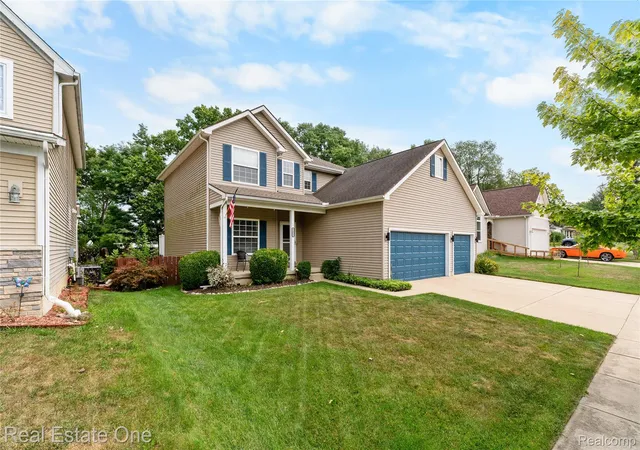 Photo 3 of Single family home for sale at 1151 Gene Dr, Chelsea, MI 48118 | MLS# 20261069679 | Listing updated on 2026-09-14