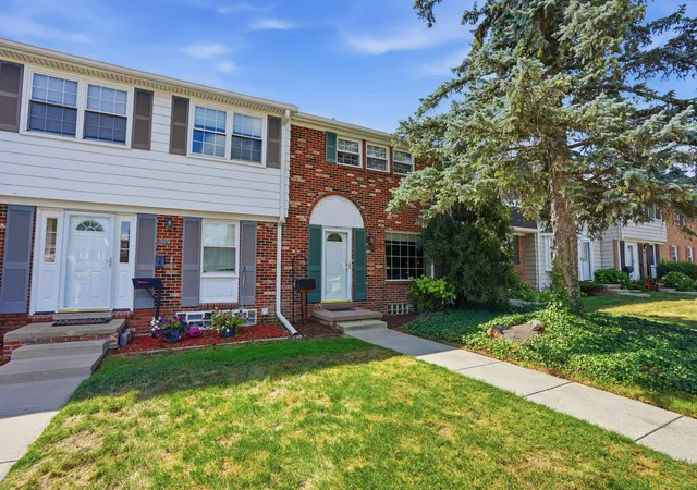 Photo 2 of Condo for sale at 19372 Malvern Ct, Northville, MI 48167 | MLS# 81026046105 | Listing updated on 2026-09-17