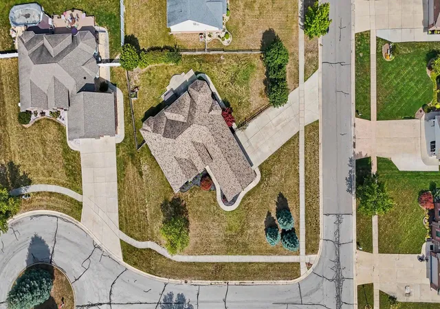Photo 4 of Single family home for sale at 5172 Applewood Ln, Monroe, MI 48161 | MLS# 81026046106 | Listing updated on 2026-09-14