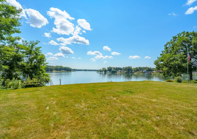 Photo 2 of Single family home for sale at 130 Waupakisco Beach, Battle Creek, MI 49015 | MLS# 66026046111 | Listing updated on 2026-09-01