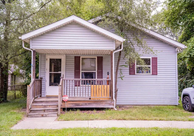 Photo 1 of Single family home for sale at 227 Cornelia St, Benton Harbor, MI 49022 | MLS# 69026046110 | Listing updated on 2026-08-31