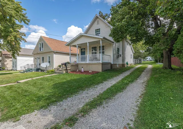 Photo 1 of Single family home for sale at 637 S Winter St, Adrian, MI 49221 | MLS# 57050220294 | Listing updated on 2026-09-17