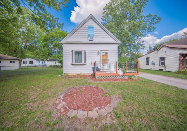 Photo 1 of Single family home for sale at 674 Campbell Ave, Ypsilanti, MI 48198 | MLS# 81026046118 | Listing updated on 2026-09-08