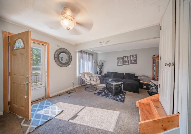 Photo 4 of Single family home for sale at 674 Campbell Ave, Ypsilanti, MI 48198 | MLS# 81026046118 | Listing updated on 2026-09-08