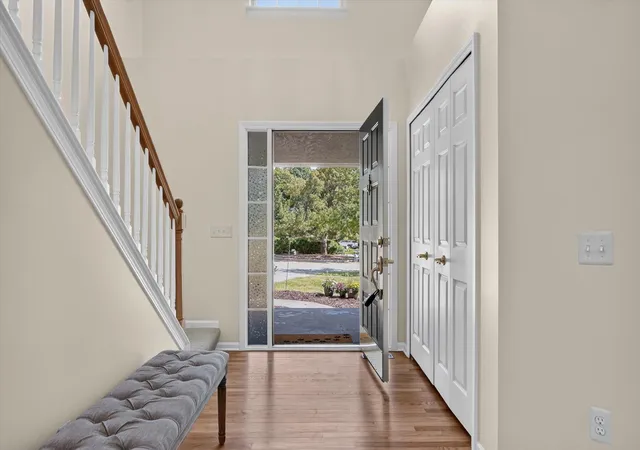 Photo 2 of Single family home for sale at 4905 Ravine Ct, Ann Arbor, MI 48105 | MLS# 81026046119 | Listing updated on 2026-09-09