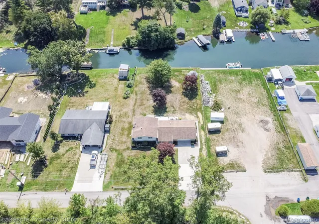 Photo 2 of Single family home for sale at 841 Driburg Dr, Commerce Township, MI 48390 | MLS# 20261069735 | Listing updated on 2026-09-01