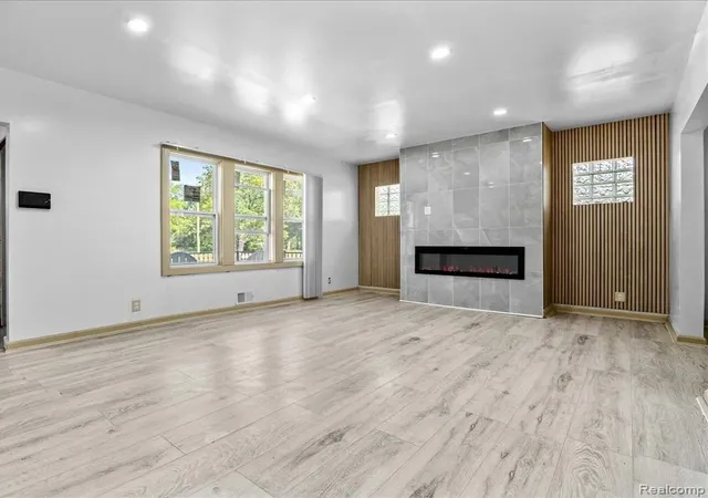 Photo 3 of Single family home for sale at 11098 Whithorn St, Detroit, MI 48205 | MLS# 20261069740 | Listing updated on 2026-09-01