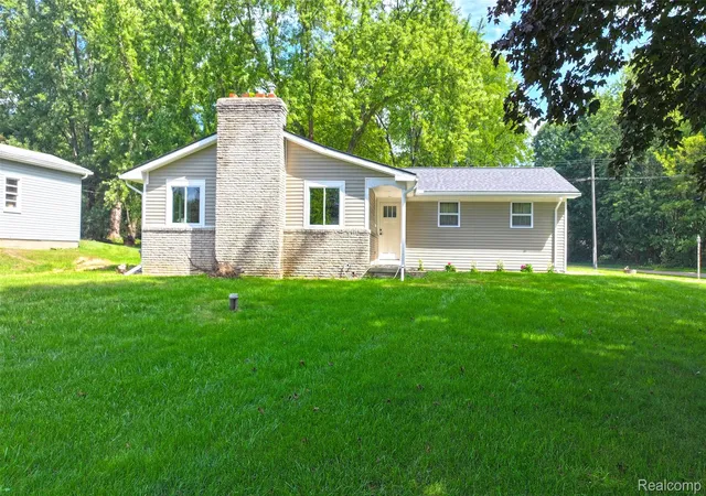 Photo 1 of Single family home for sale at 2416 Monte Carlo Dr, Howell, MI 48843 | MLS# 20261069751 | Listing updated on 2026-10-25